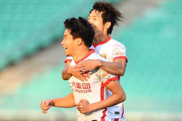 咪咕高清视频-海港希望之星新年新起“航”：2021很辛苦2022求顺利